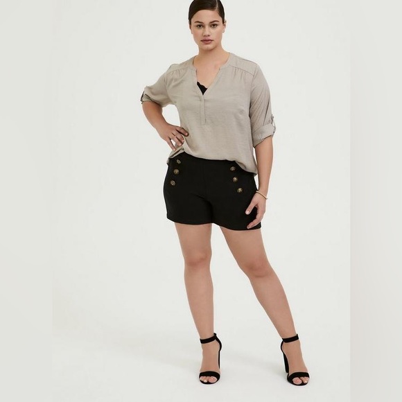 NWT Torrid Harper Satin Pullover 3/4 Sleeve Blouse neutral beige size 4XL. - Picture 2 of 14